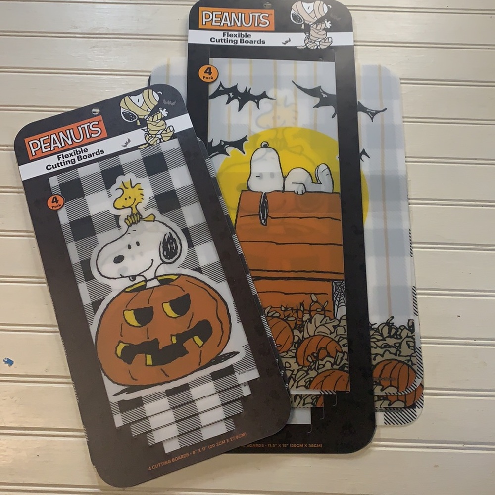 Peanuts: Halloween theme flexible cutting boards